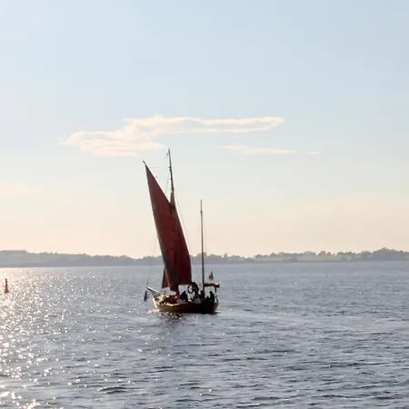 Strandhaus Moenchgut Ferienwohnung 16 Mit Sauna- Und Schwimmbadnutzung Im Ahoi Sellin * لوبه